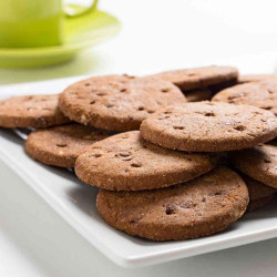 25 biscotti proteici cioccolato e nocciole